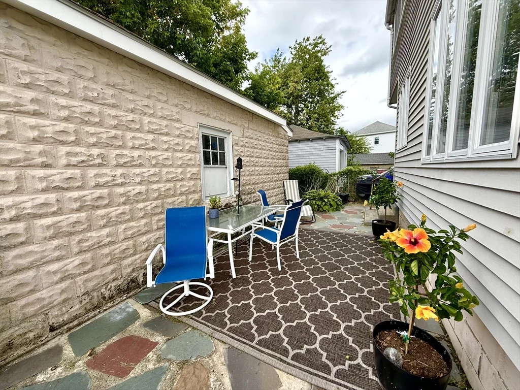 15 Putnam St, Watertown