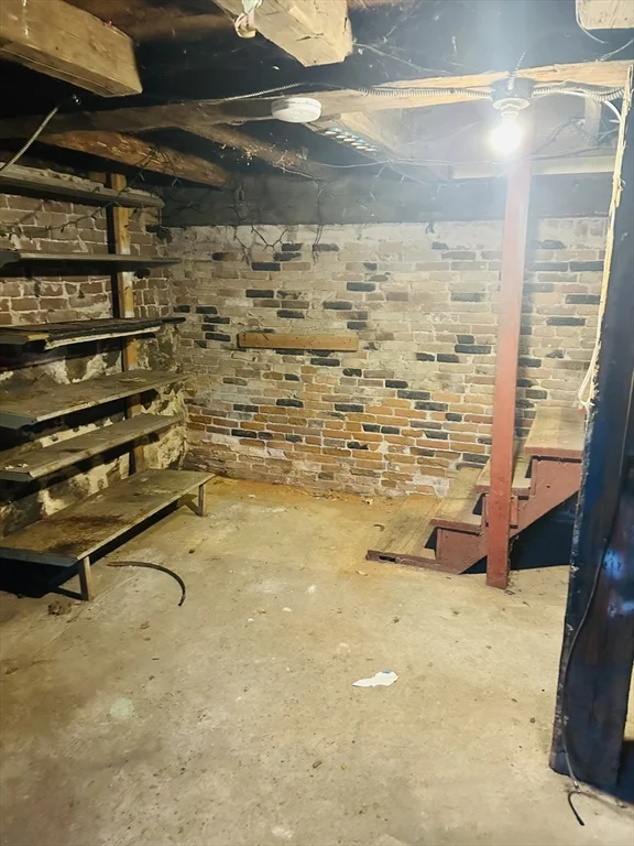 331-333 E Main St, Orange