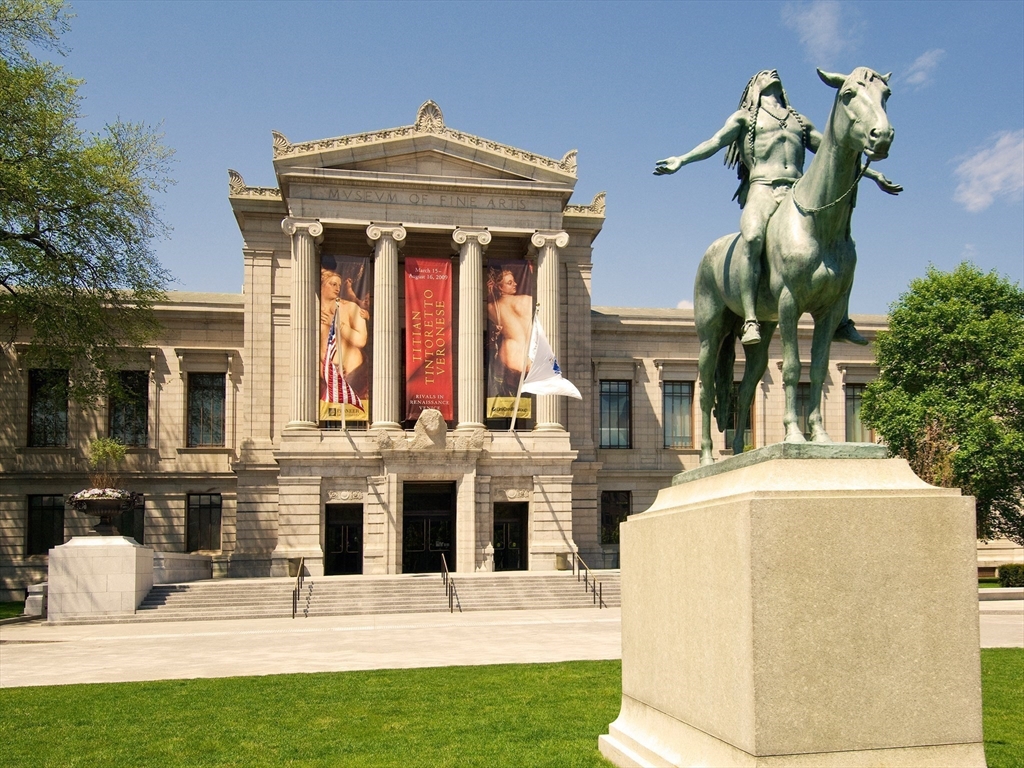 188 Brookline Ave, Fenway