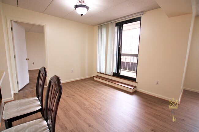 85 Brainerd Rd, Brighton