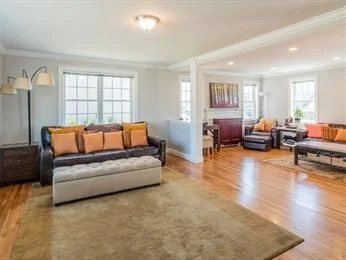 50 Matthew Ln, North Waltham