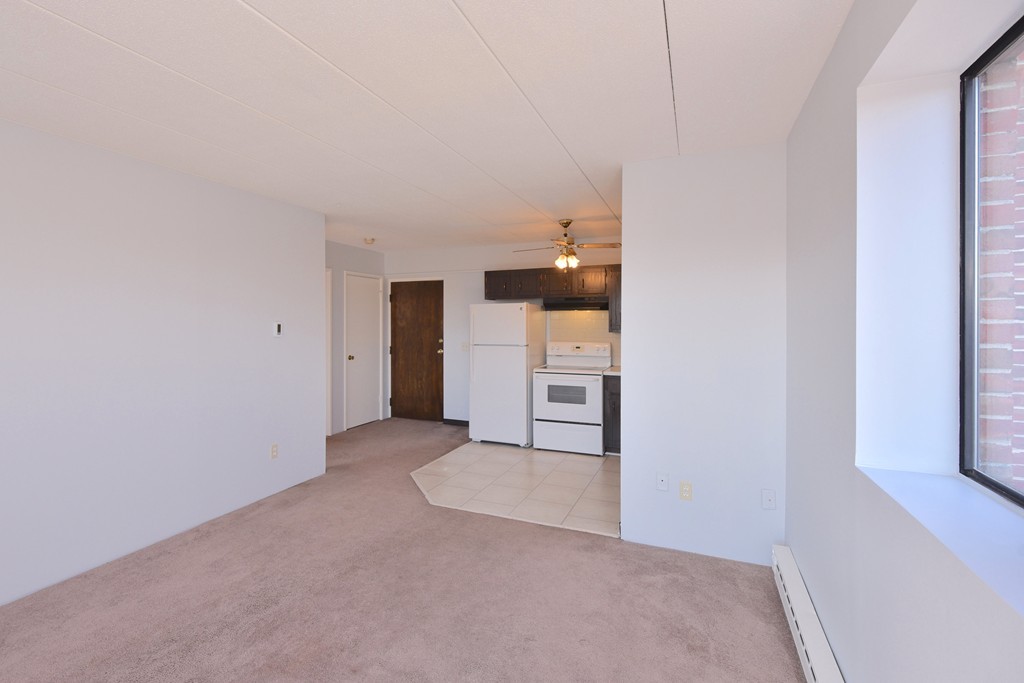 10 Main St, Framingham