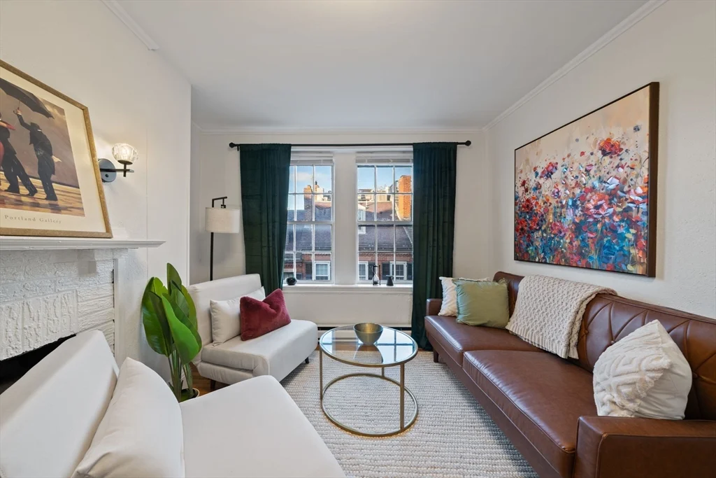 102 Revere St, Beacon Hill