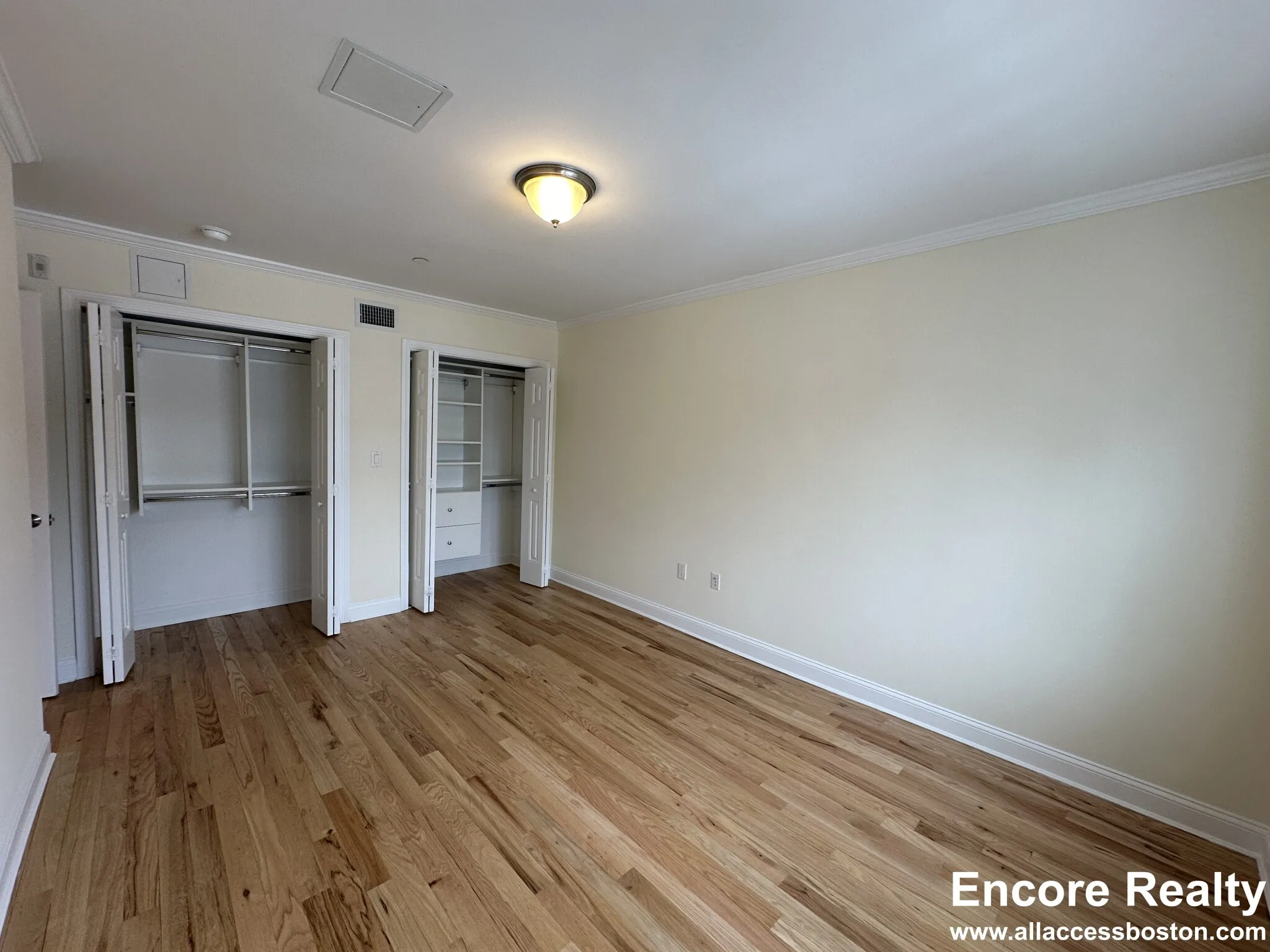 56 Langdon St, Neighborhood Nine