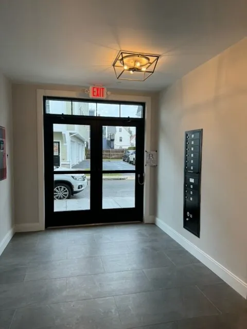 157 Everett St, Allston