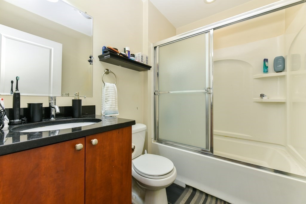 200 Silver St, South Boston