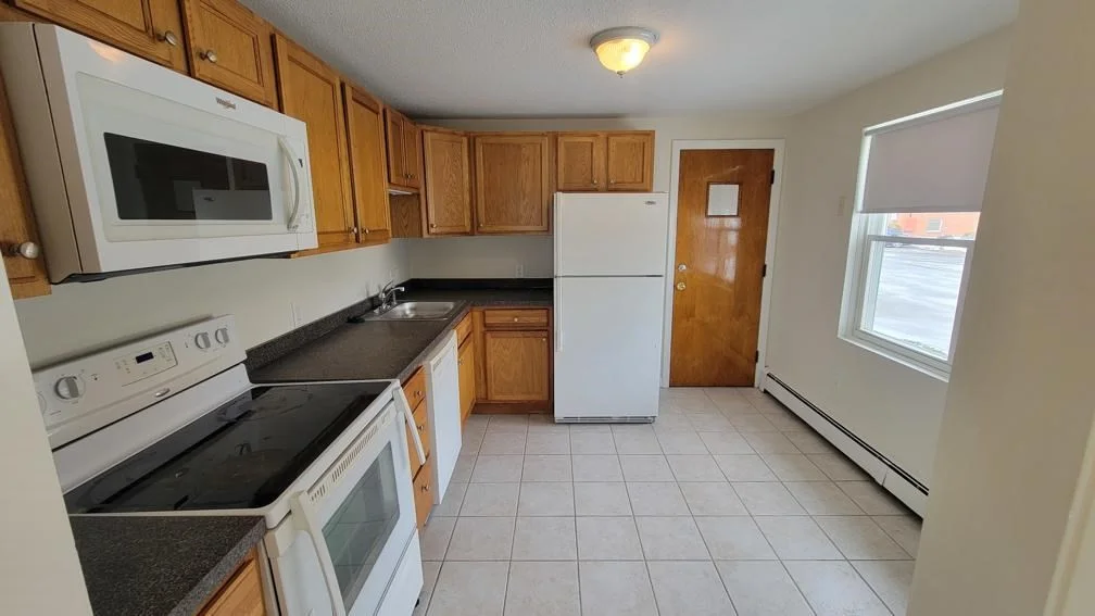 6 Whitman Rd, Waltham