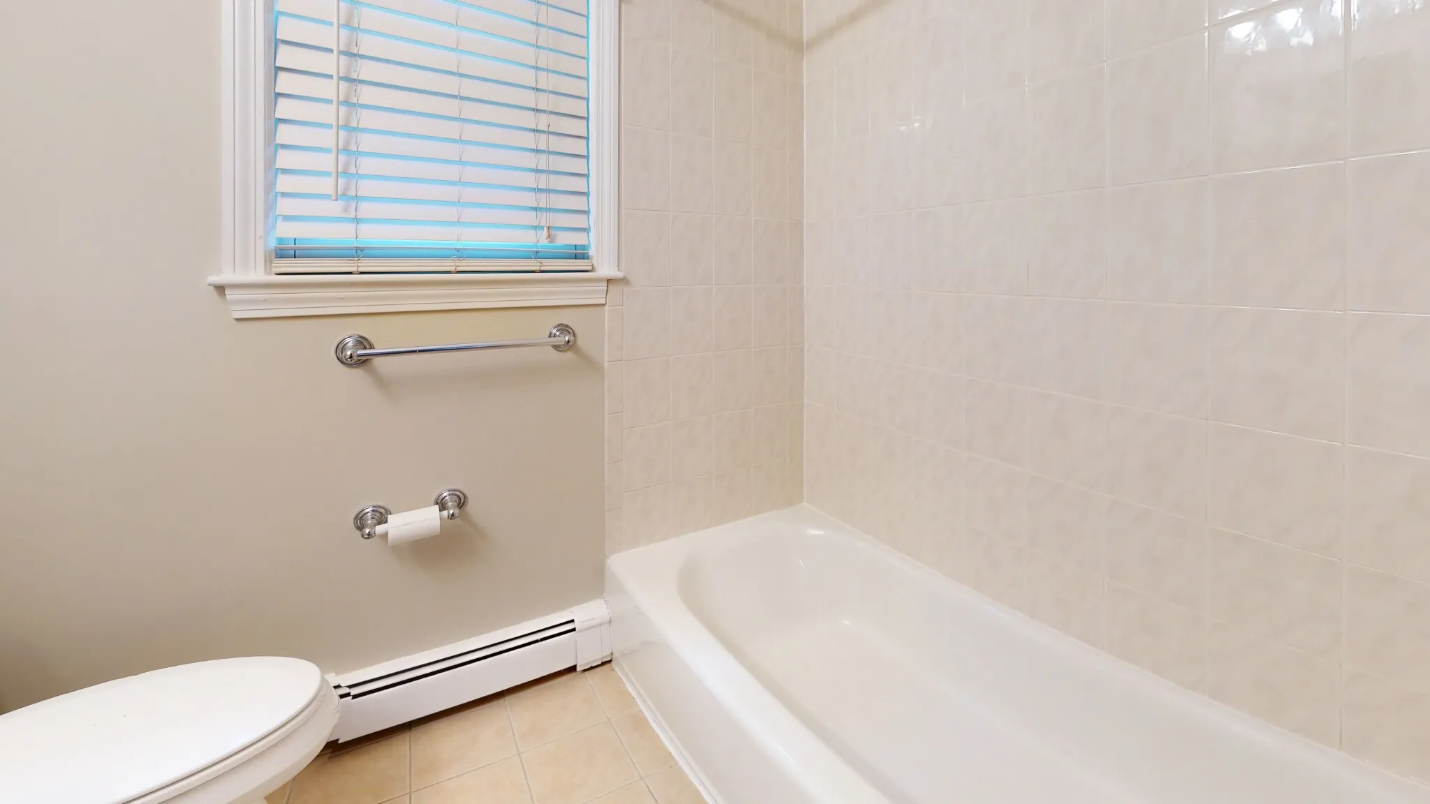 310 Lowell St, Magoun Square