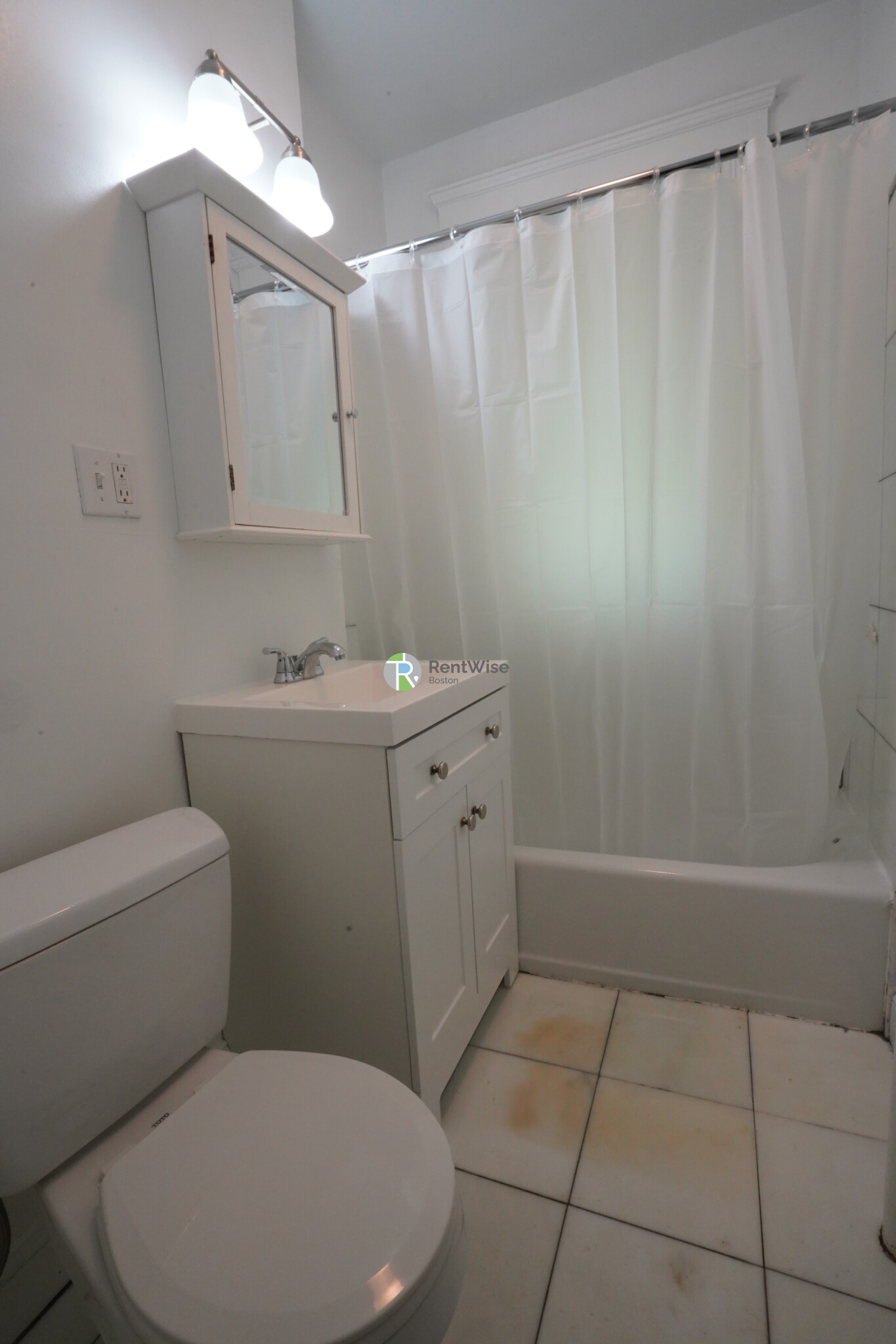 1848 Commonwealth Ave, Brighton