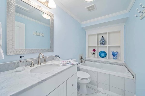 272 Central Ave, Humarock