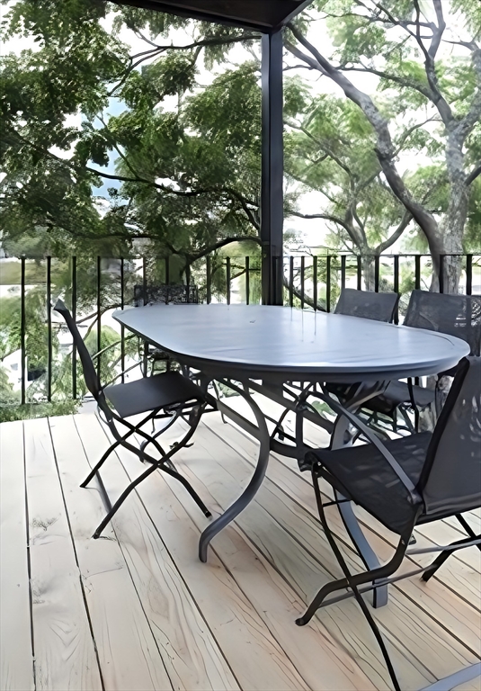 27 Dartmouth St, South End