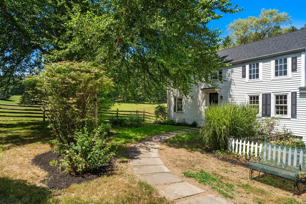 157 Farm Rd, Sherborn