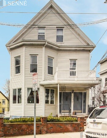 124 Walnut St, Winter Hill