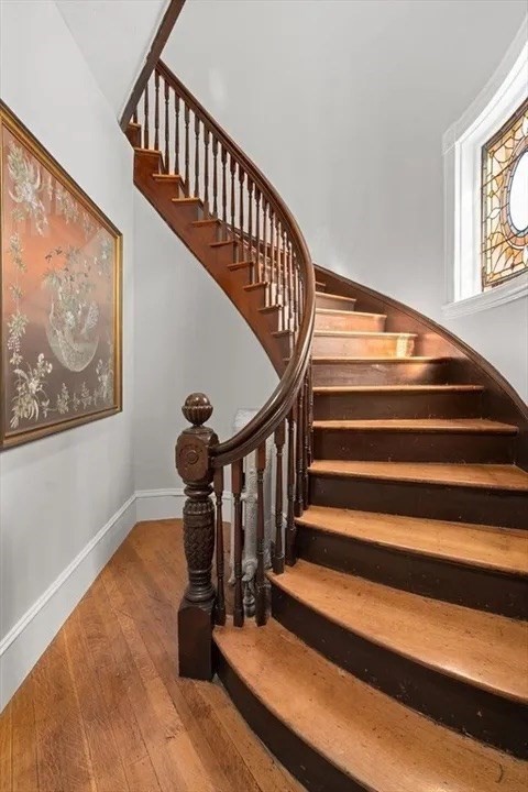 106 Grovers Ave, Winthrop