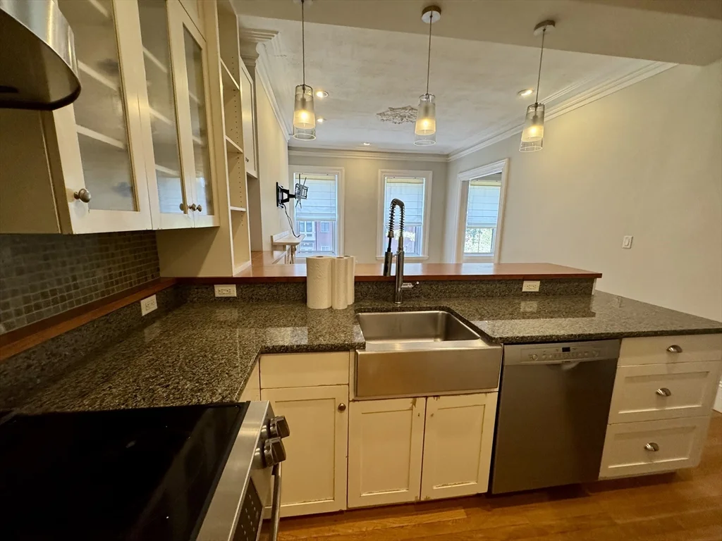 69 Rutland St, South End