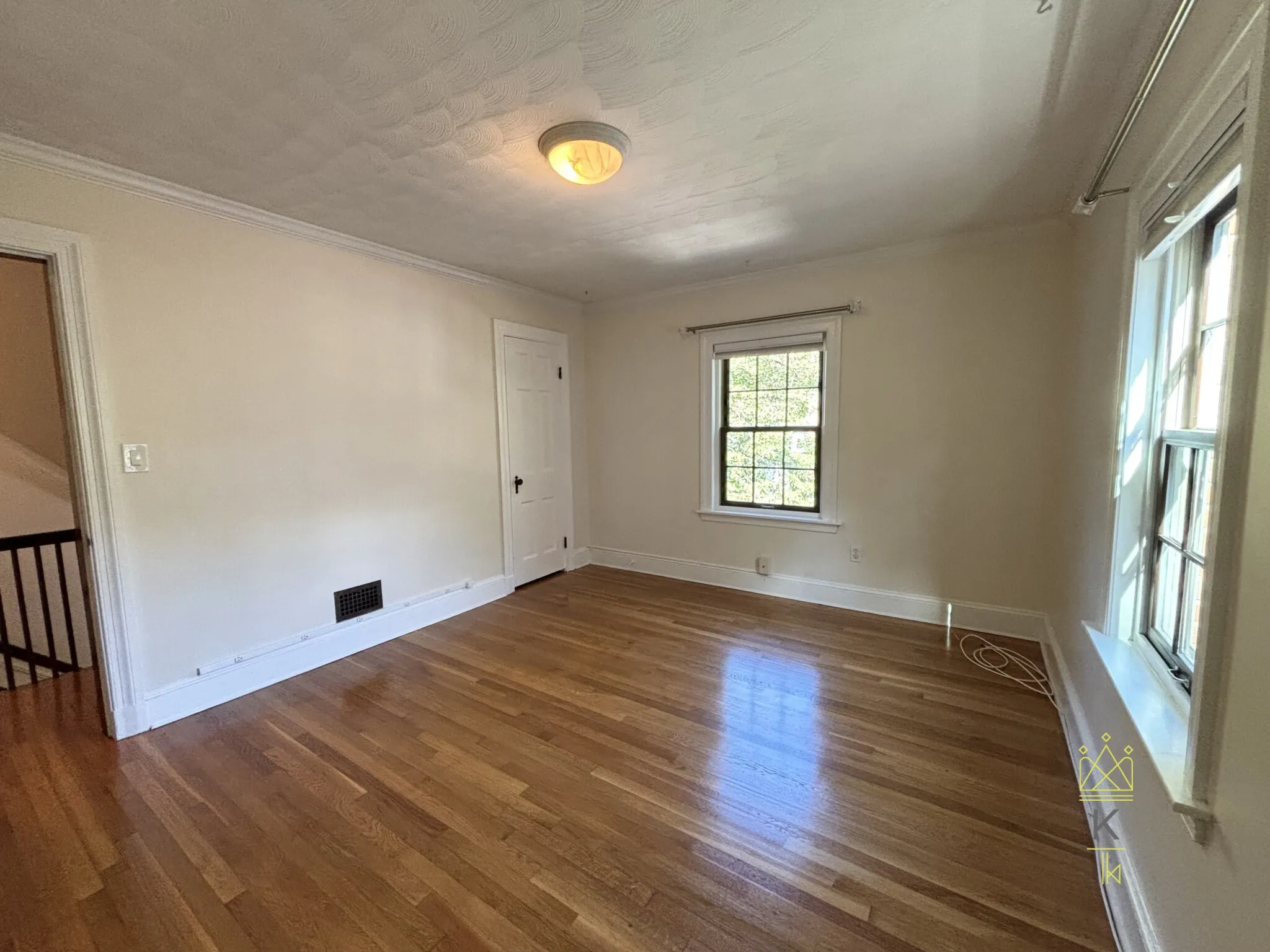 33 Clearwater Rd, Chestnut Hill