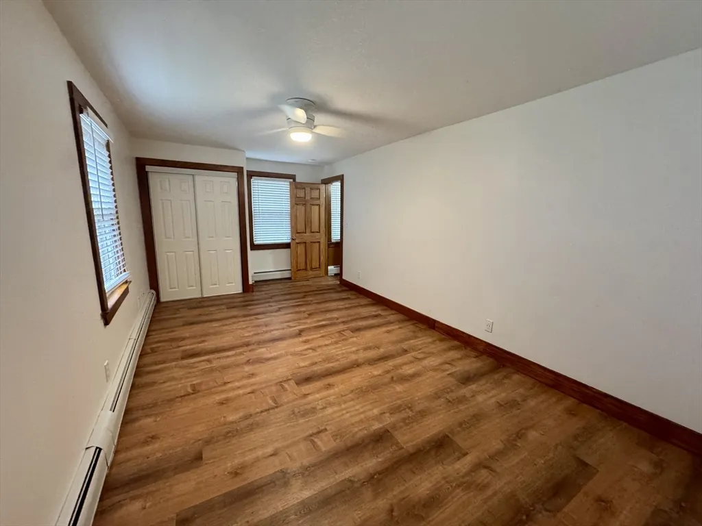 16 Winona Ave, Sconticut Neck