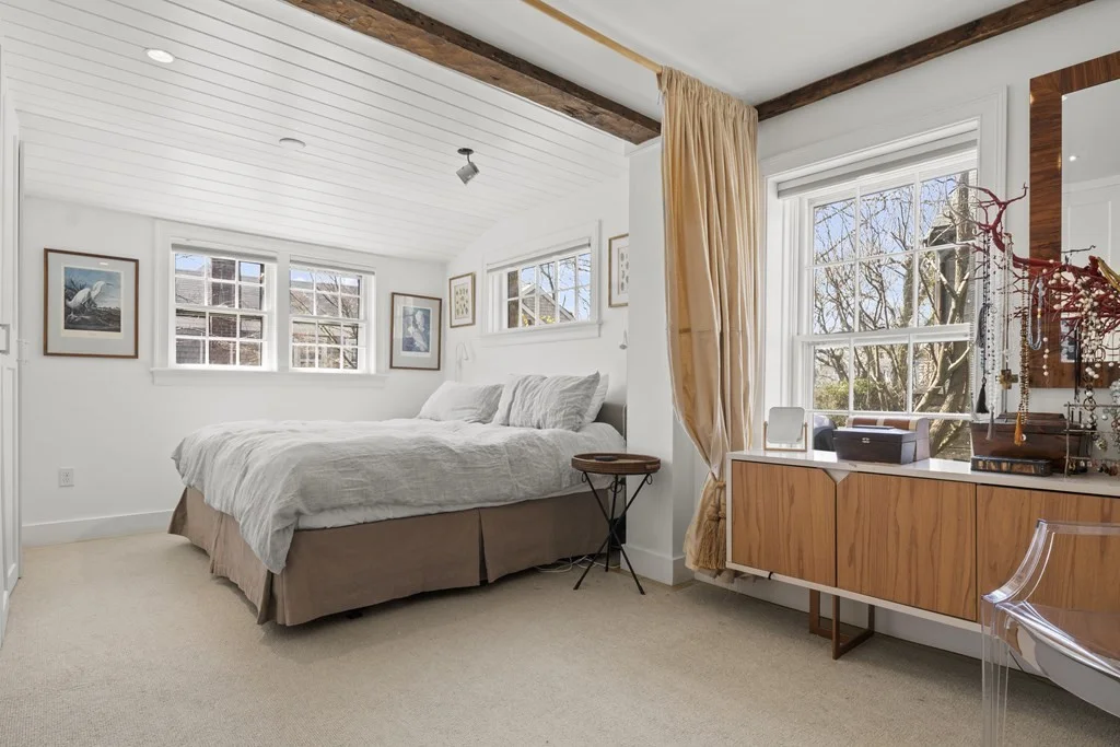 2 Kite Hill Ln, Nantucket