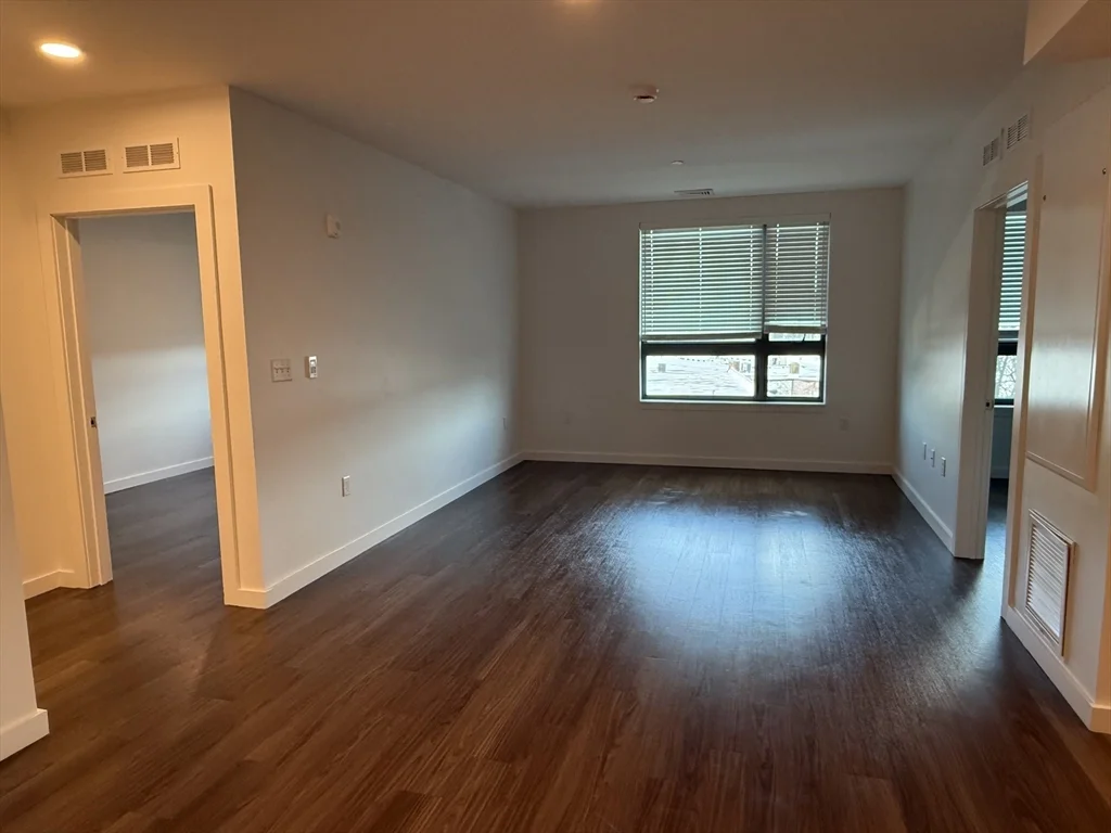 466 River St, Mattapan