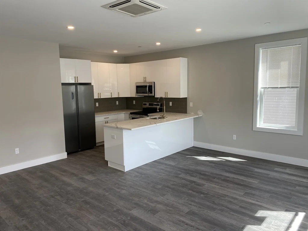 32 Norwood St, Dorchester