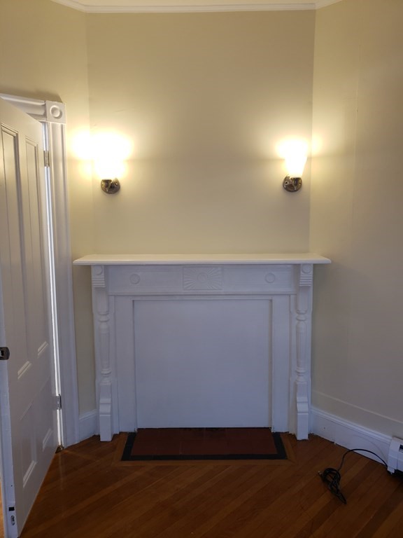 16 Jason St, Arlington