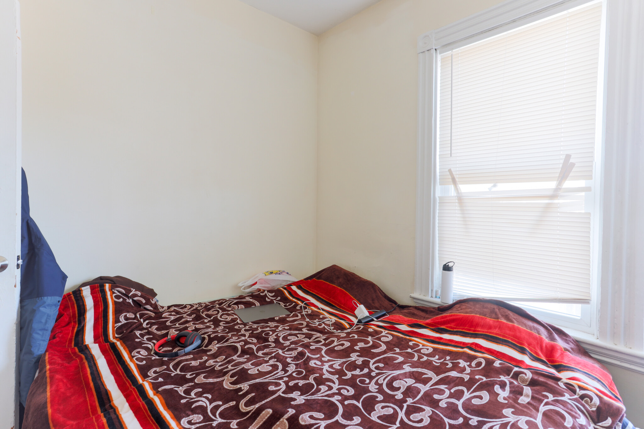 80 Hillside St, Mission Hill