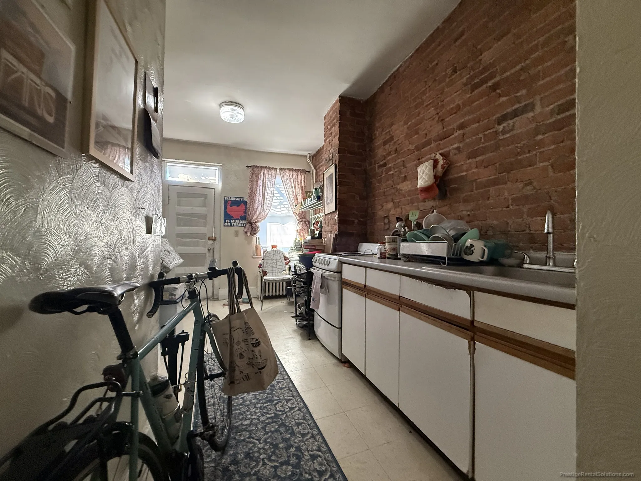 75 South Huntington Ave, Jamaica Plain