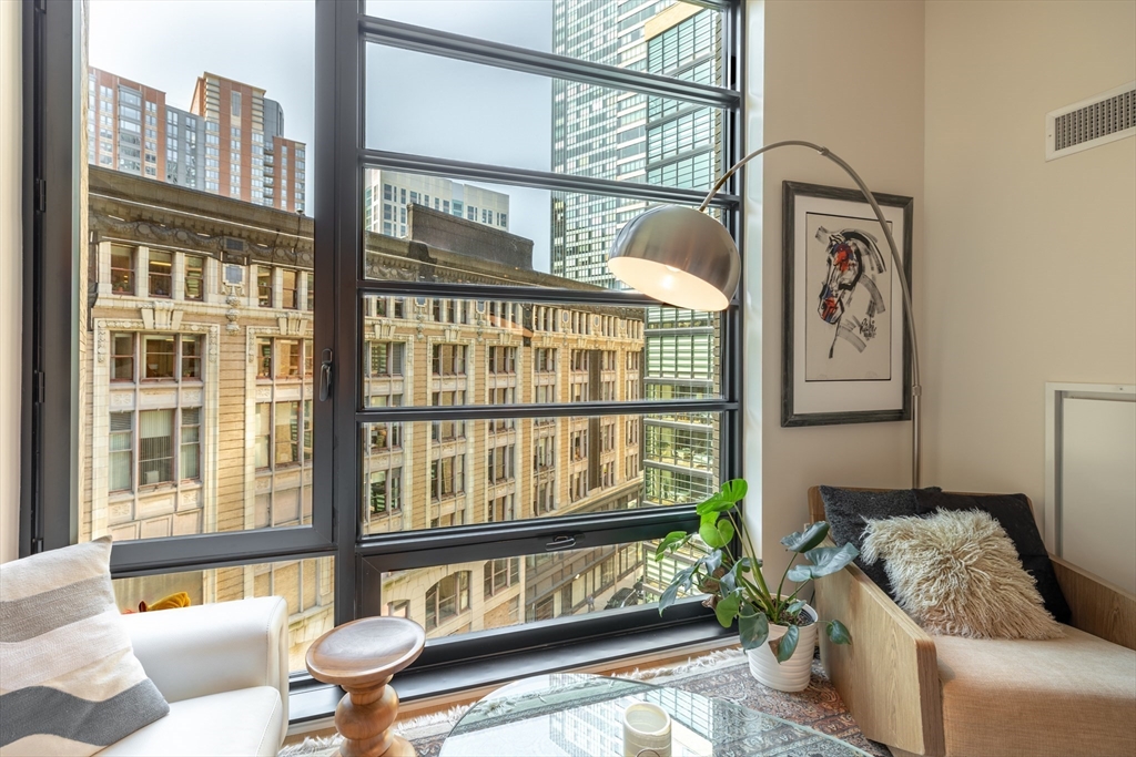 580 Washington St, Midtown