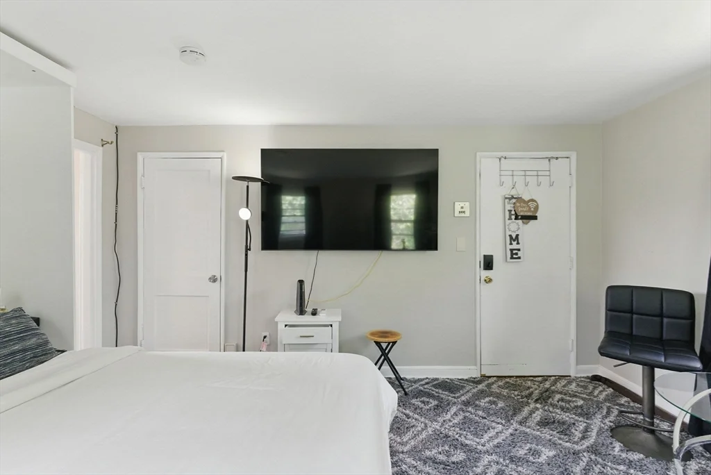 42 Newman Rd, Malden