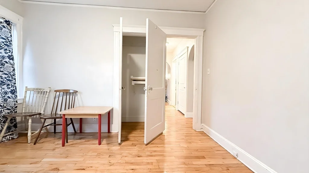 27 Noble St, West Newton