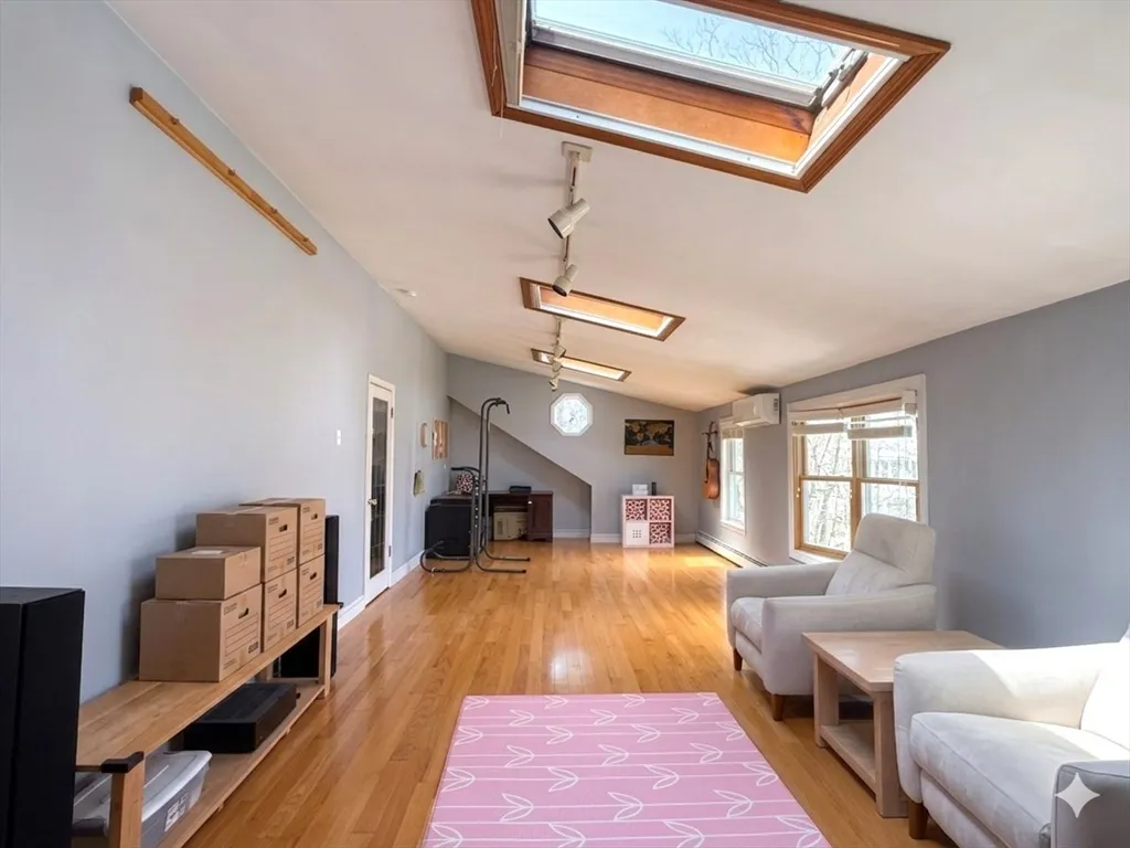 188 South, South Quincy
