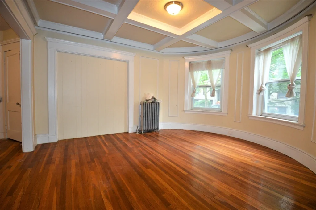 141 Fuller St, North Brookline