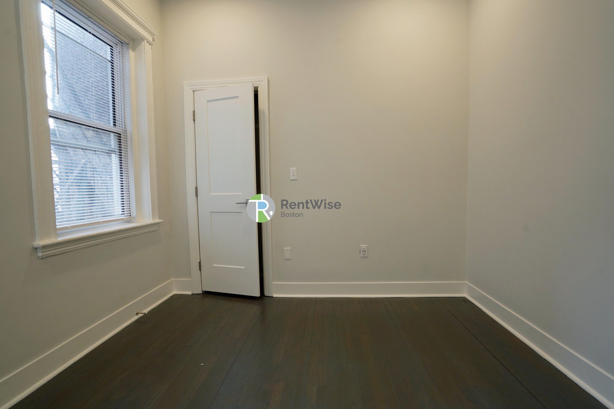 120 Peterborough St, Fenway