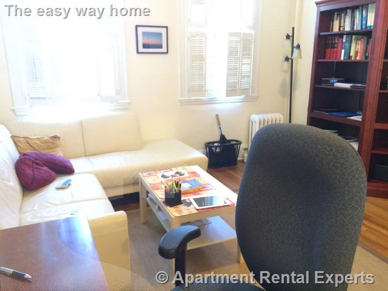 1616 Massachusetts Ave, Harvard Square