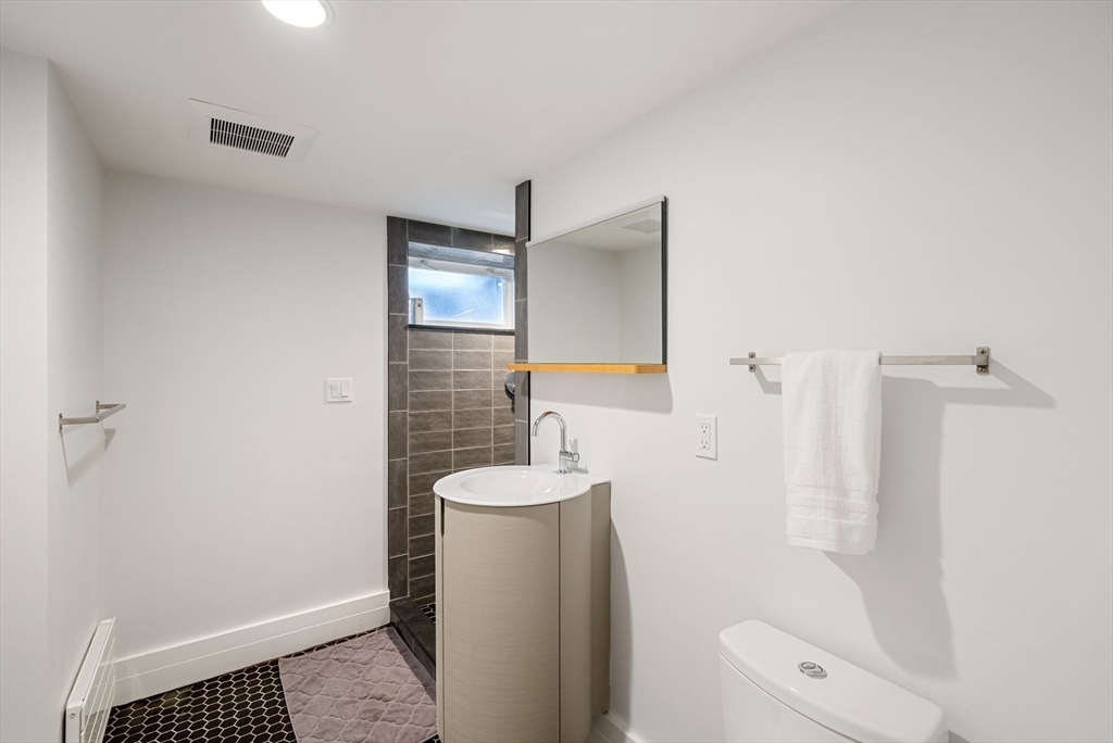 14 Hubbard Ave, Cambridge