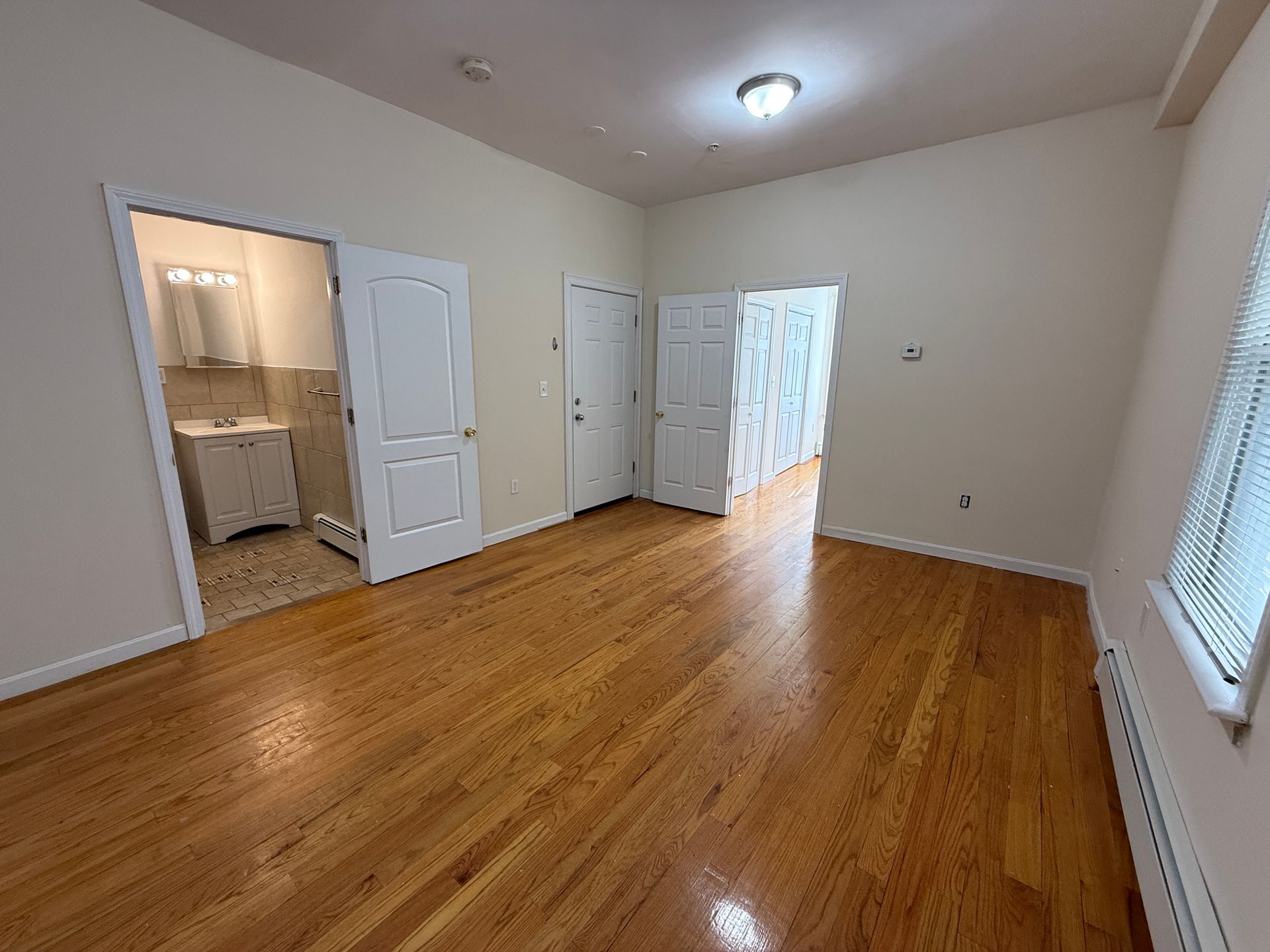 16 Chelsea St, East Boston