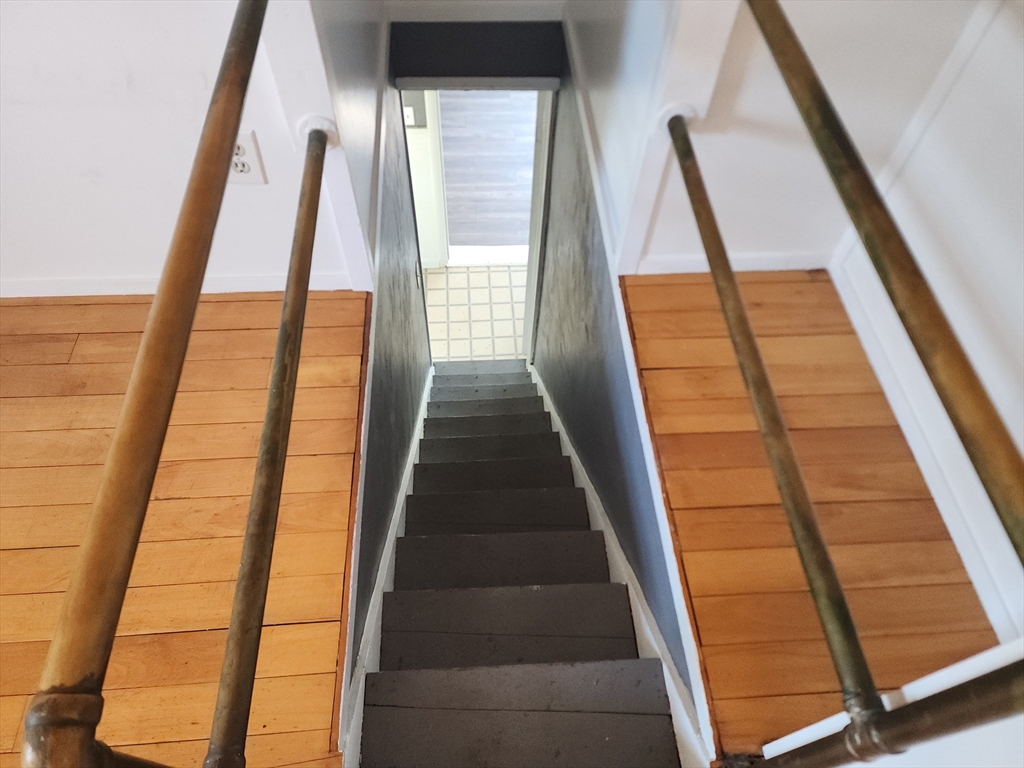 23 Brewster Rd, Weymouth