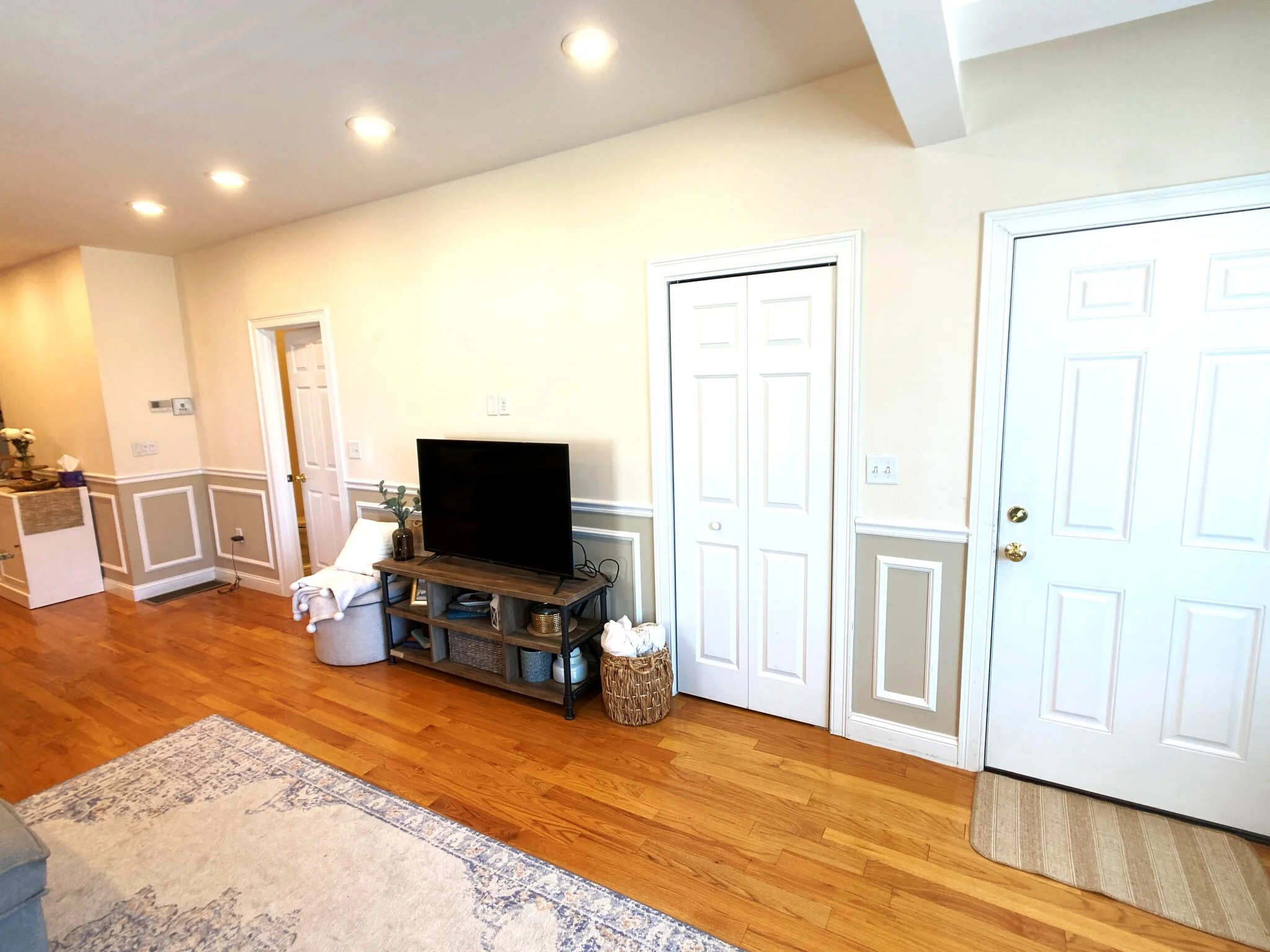 614 Main St, Medford