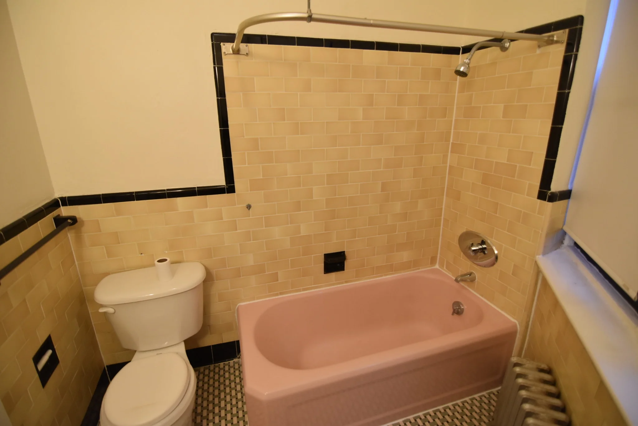 504 Beacon St, Fenway