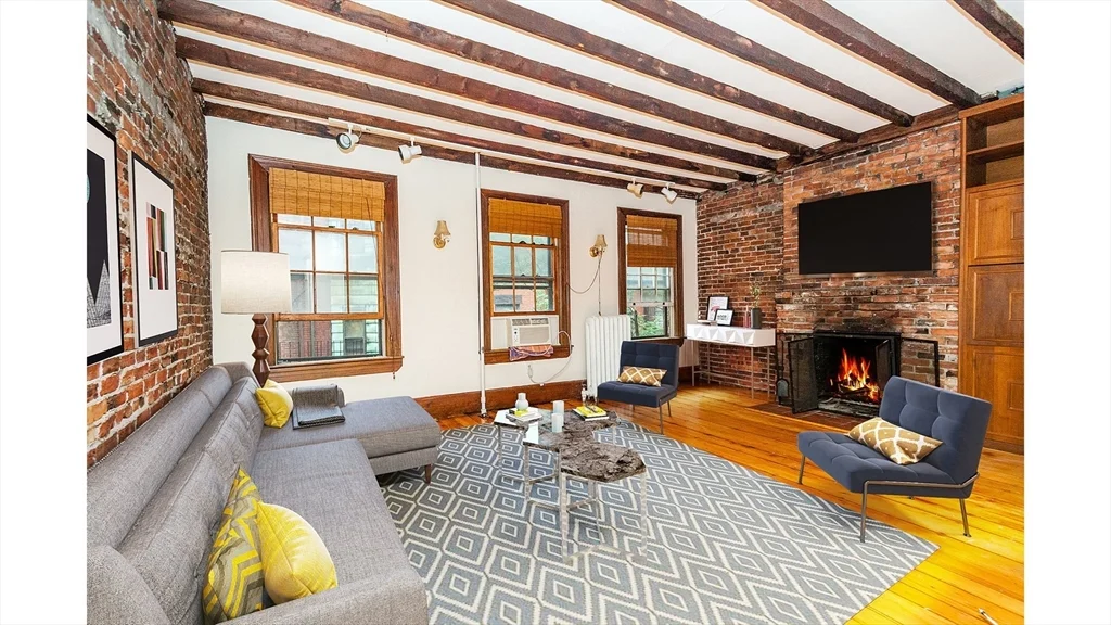 31 Myrtle St, Beacon Hill