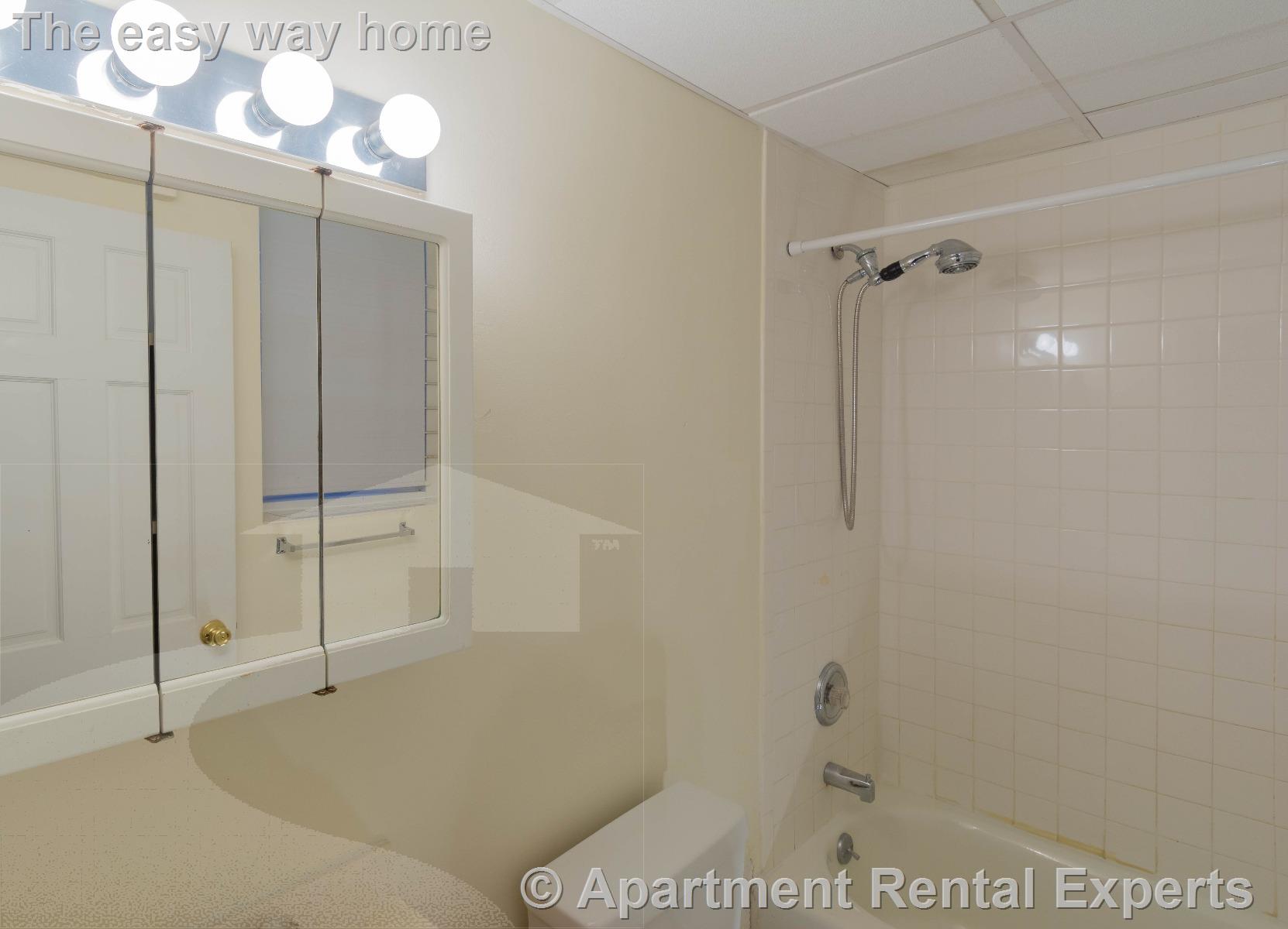 1616 Massachusetts Ave, Harvard Square