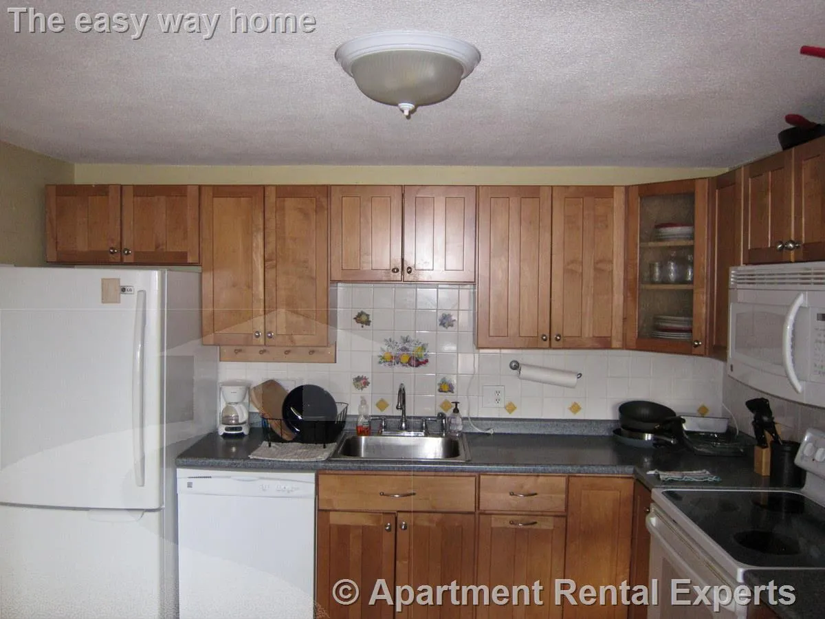 94 Beacon St, Ward Two