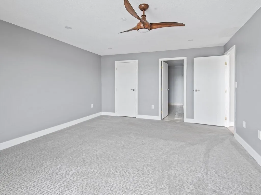 65 Lake Ave, Worcester