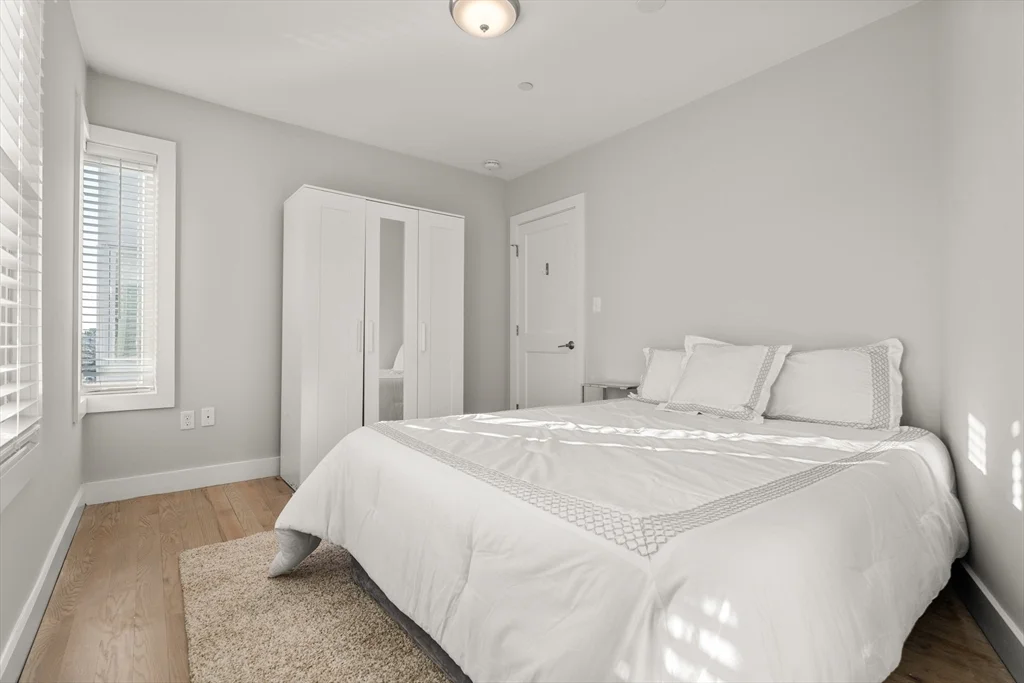 543 Dorchester Ave, South Boston