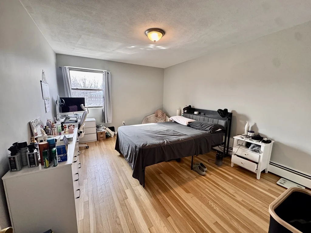 97 Spring St, West Roxbury