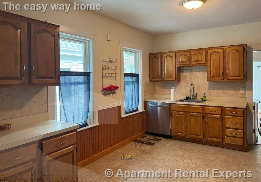 16 Edward T Sullivan Rd, West Cambridge