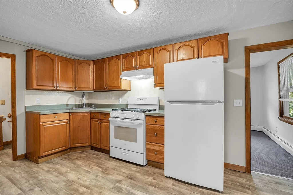 87 Graniteville Rd, Westford