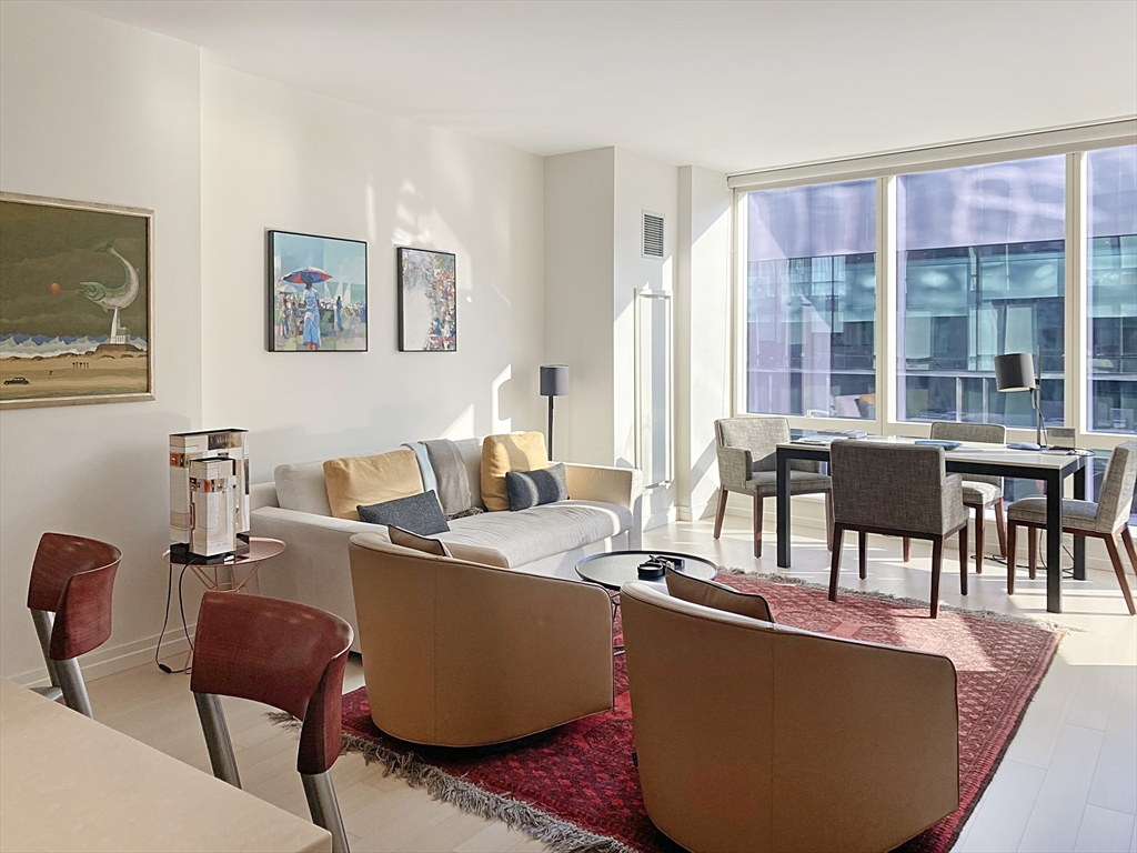 1 Franklin St, Midtown