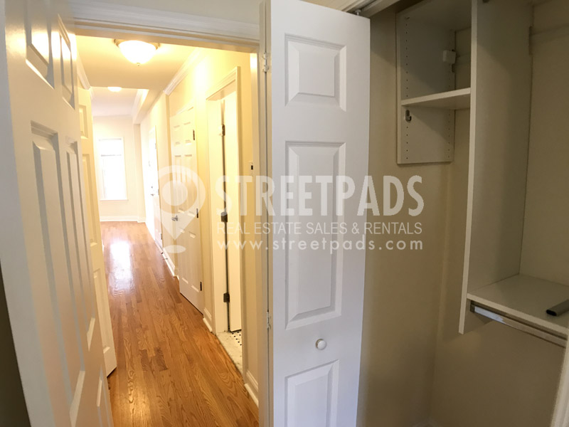 1 Langdon Sq, Neighborhood Nine