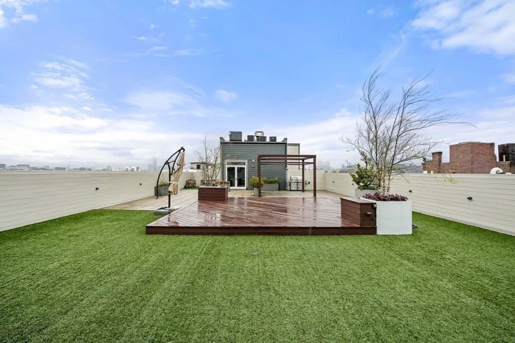 309 E St, South Boston